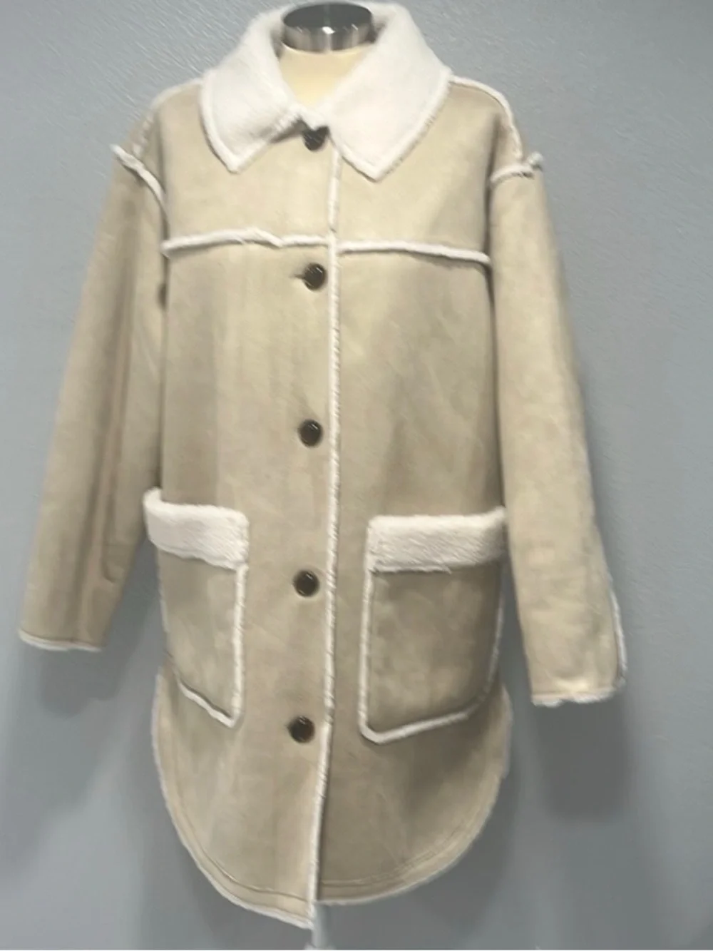 UGG TAKARA LUXEFLUFF MID JACKETa